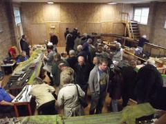 Crowds Hall2 2